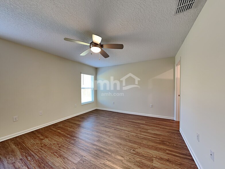 Building Photo - 4367 Seven Canyons Dr