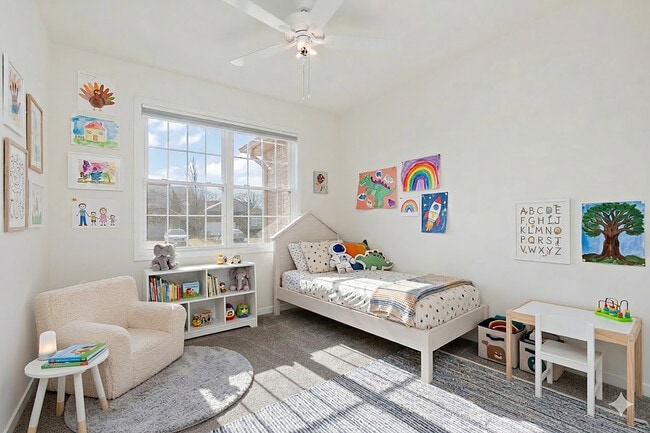 Building Photo - 64 Olympus Dr