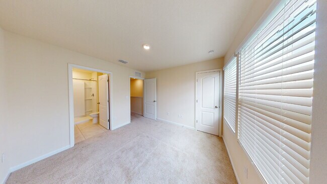 Building Photo - "Charming 3-Bedroom Townhouse Retreat on Oak Mill Road – Spacious 1308 Sq Ft with 2 Full Baths in...