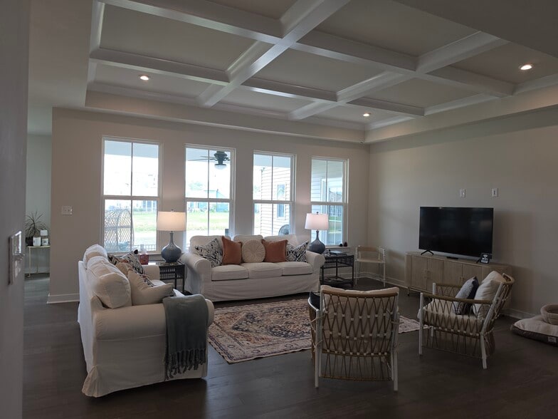 Building Photo - 28050 Purple Martin Cir