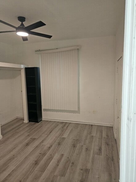 Building Photo - 161 W 900 S