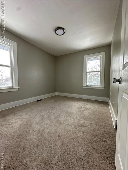 Building Photo - 28455 Melvin St