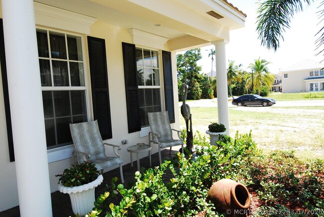 Building Photo - 2200 SW 13th Ave