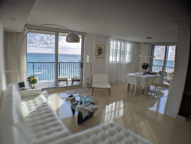 Building Photo - 9273 Collins Ave