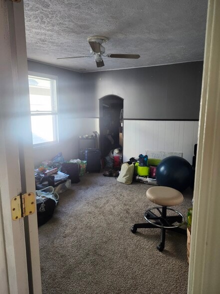 Building Photo - 3334 W 129th St