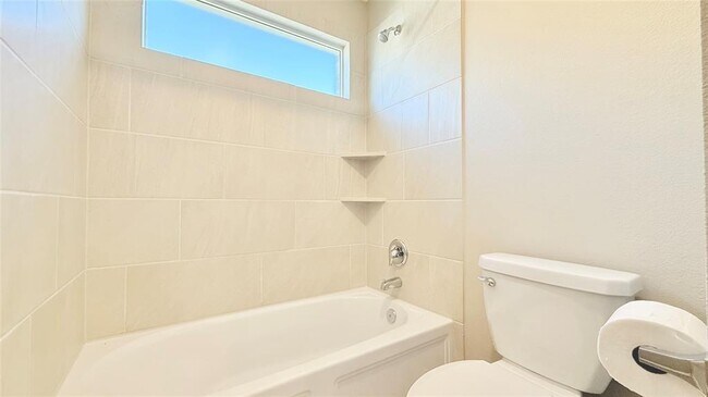 Building Photo - 1517 Chapel Rnch Rd