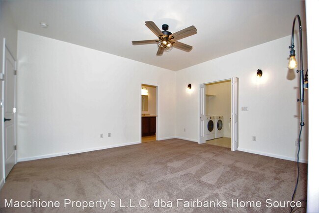 Building Photo - 2 br, 2 bath House - 1850 RJ Loop