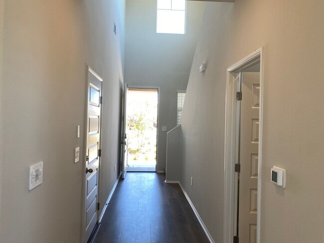 Building Photo - BRAND NEW HOME AVAILABLE FOR LEASE IN TEME...