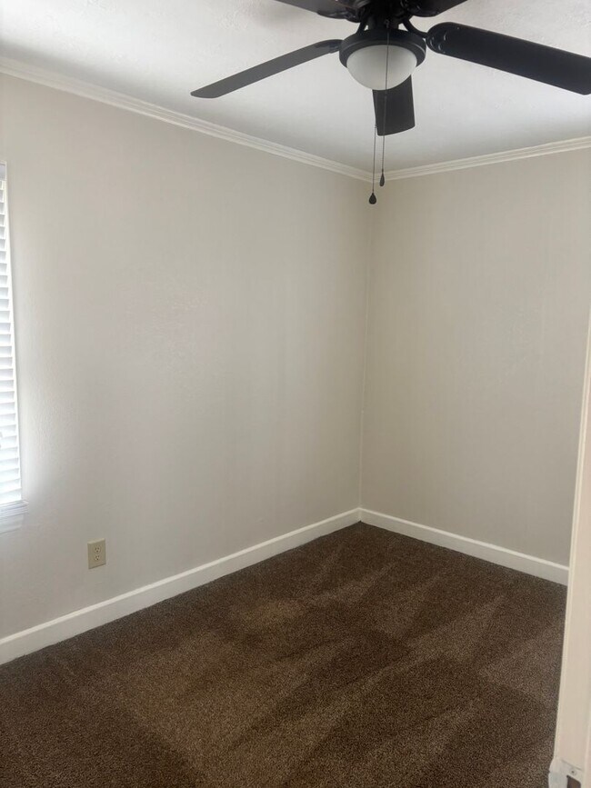 Building Photo - Great renovated 2 bedroom house in Boiling Springs!