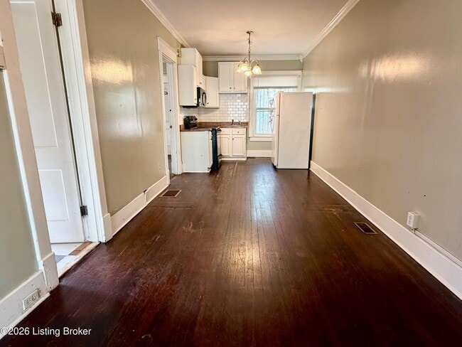 Building Photo - 1768 W Hill St