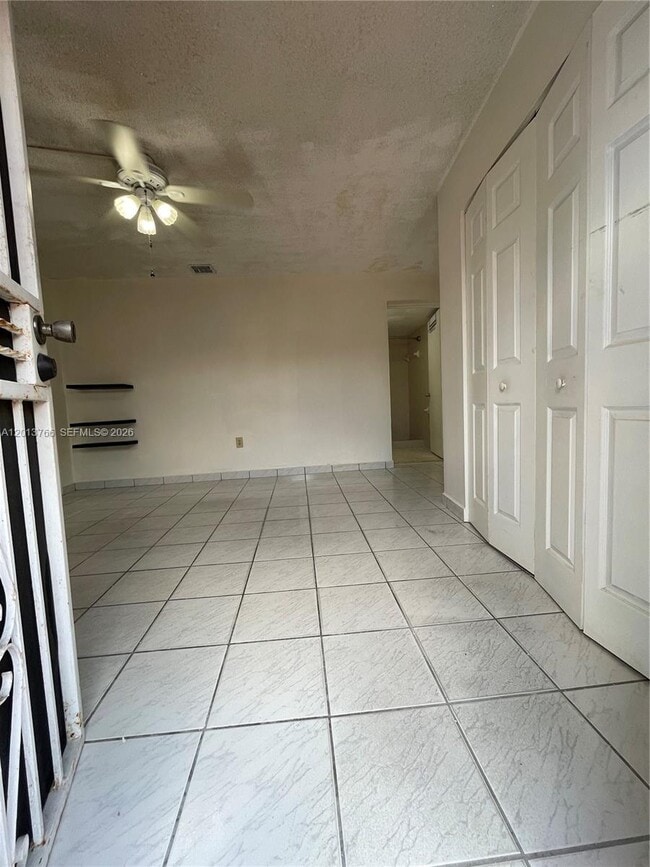 Building Photo - 4115 SW 108th Ave
