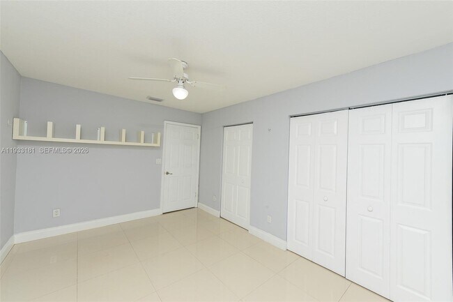 Building Photo - 14471 SW 139th Ave Cir W