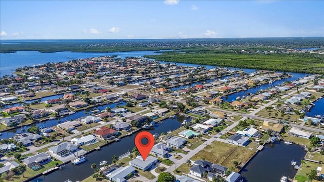 Building Photo - 115 Leland St SE