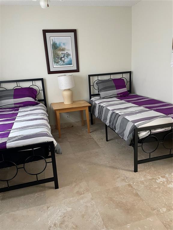 Building Photo - 6260 Sun Blvd