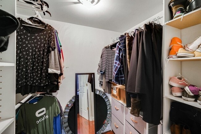 Building Photo - 551 Observer Hwy