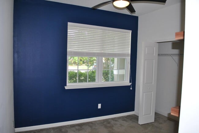 Building Photo - 612 Champion Ridge Dr