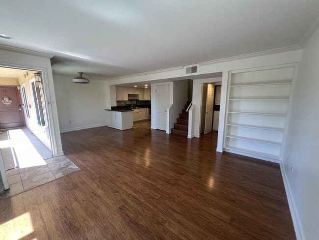 Primary Photo - 15373 Maturin Dr