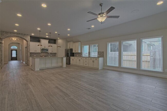Building Photo - 112 Fosini Cove