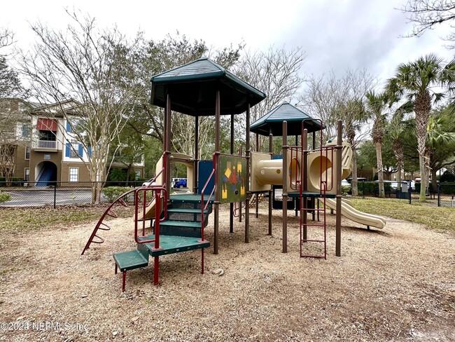 Building Photo - 12700 Bartram Park Blvd