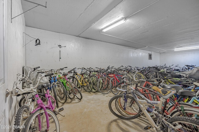 Building Photo - 2800 N Atlantic Ave