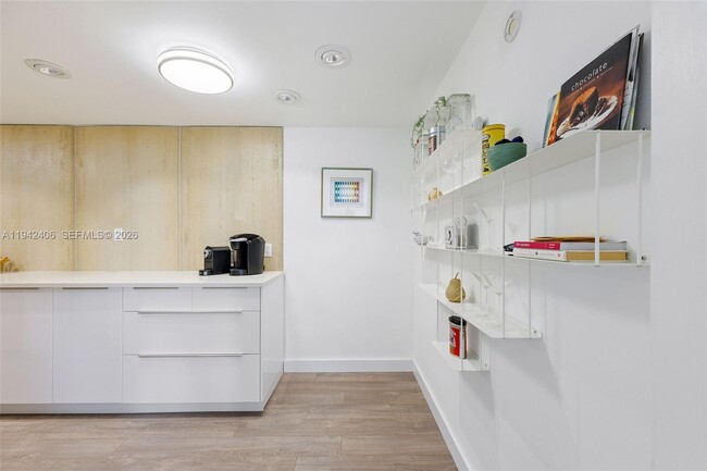 Building Photo - 1151 N Fort Lauderdale Beach Blvd