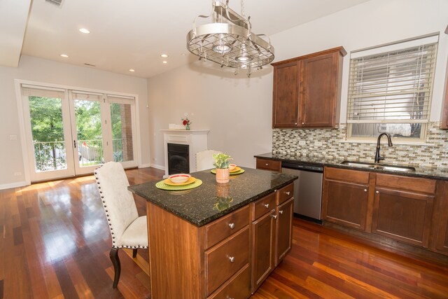 Building Photo - 3440 N Narragansett Ave