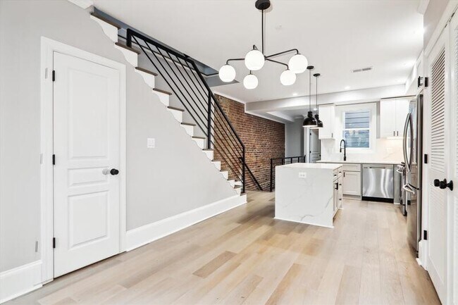 Building Photo - 1541 9th Street Northwest - 2