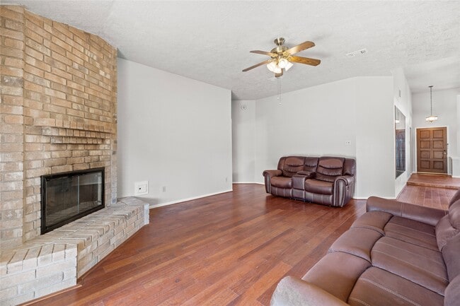 Building Photo - 8118 Vista Del Sol Dr