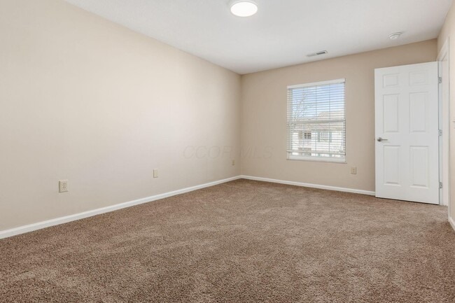 Building Photo - 5755 Laurel Pine Ln