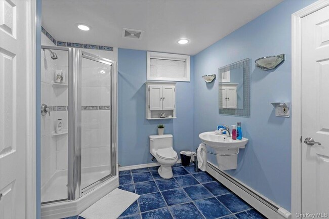Building Photo - 35 Auden Ave
