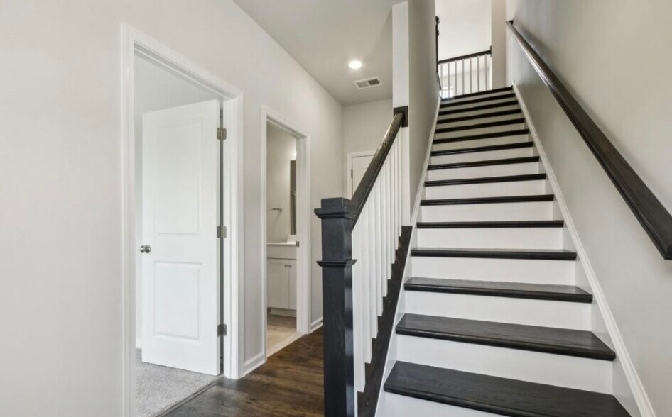 Building Photo - 9377 Barnes Loop