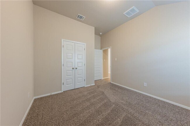Building Photo - 5705 Respinto Dr