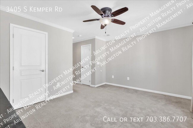 Building Photo - 3405 S Kemper Rd