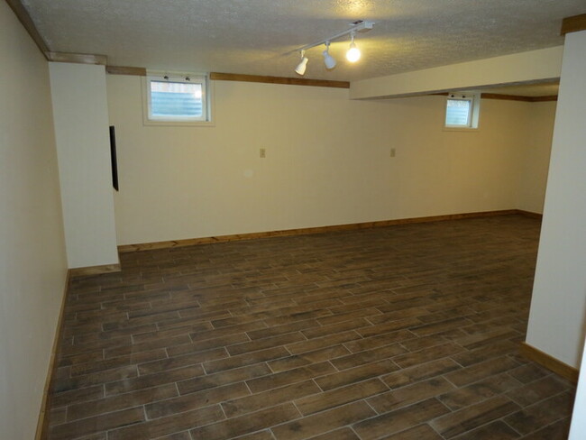 Building Photo - 5451 Bentonhurst Ct