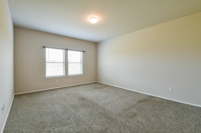 Building Photo - 16744 Lonely Pines Dr