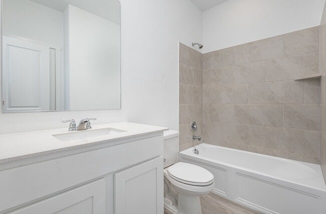 Building Photo - 545 Ml Trce Wy