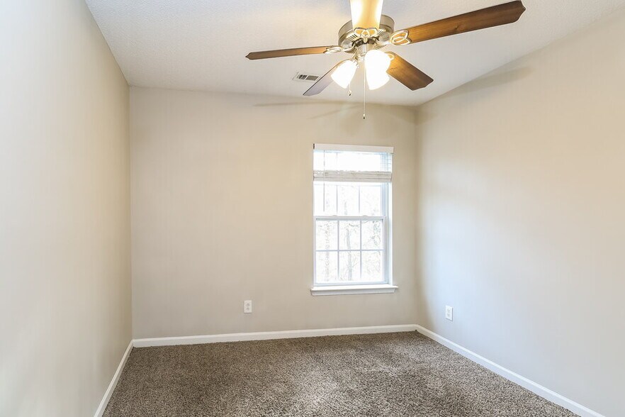 Building Photo - 1469 Mandy Pl Ct