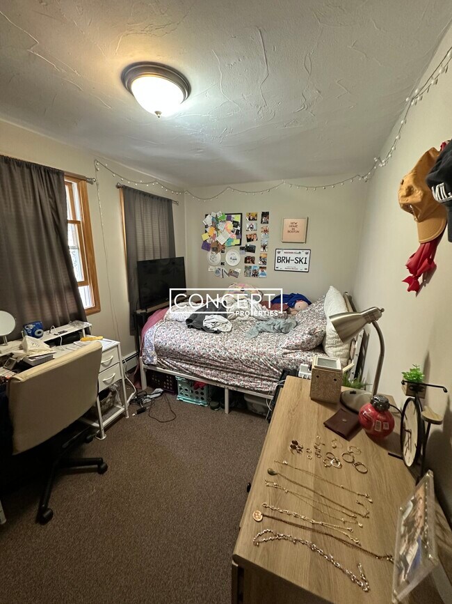 Building Photo - 66A Calumet St. Unit 2GC