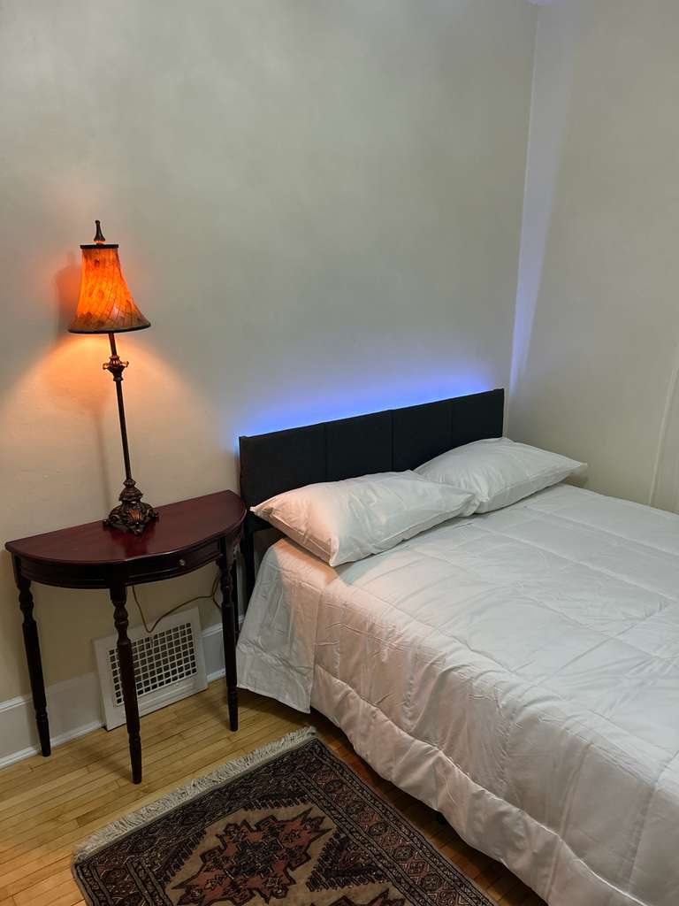 Building Photo - 2508 33rd Ave S