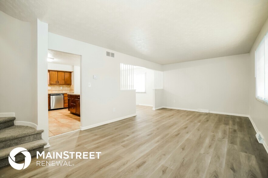 Building Photo - 1668 Kildare Pl