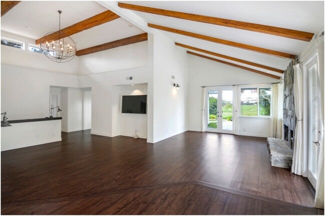 Building Photo - Single Level Golf Course Stunning Home Dana Point!