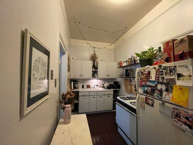 Building Photo - 224 Barrow St