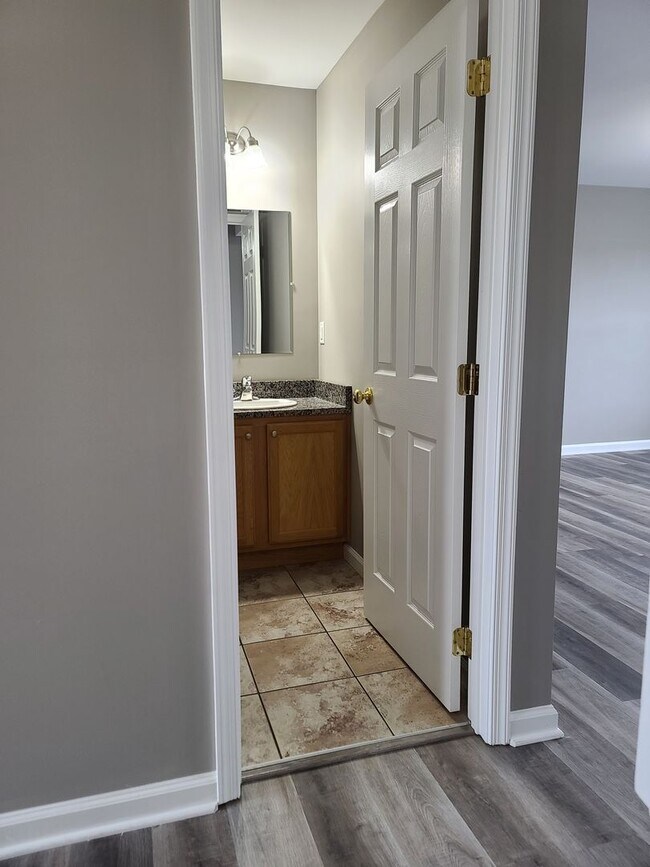 Building Photo - 3 Bedroom Townhome for Rent in Waynesboro