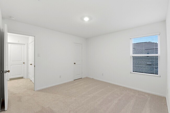 Building Photo - 15227 Abella Dr