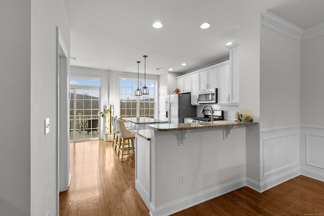 Building Photo - 164 Warrington Round