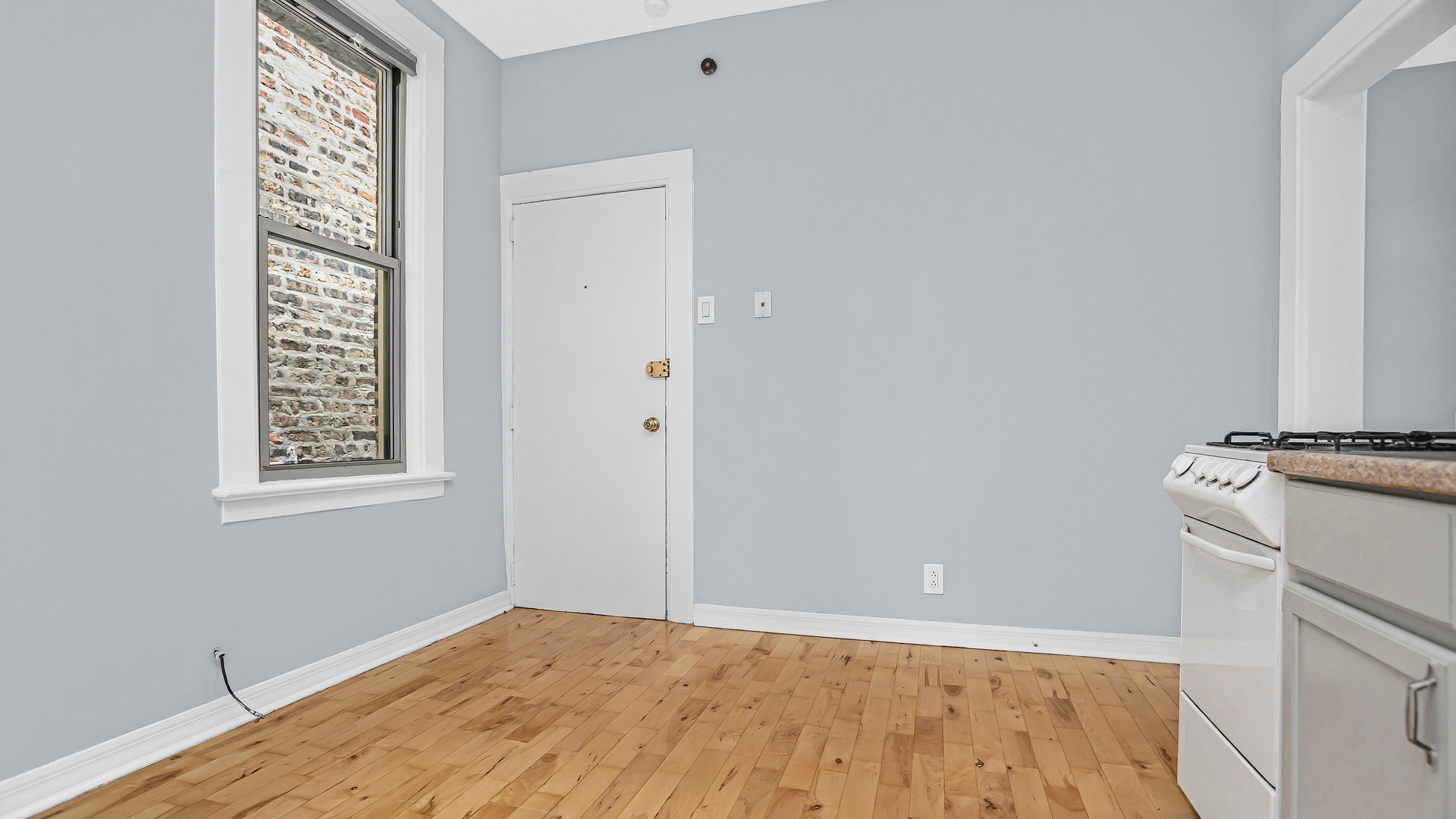 Living (Photo 2) - 1472 W Webster Ave