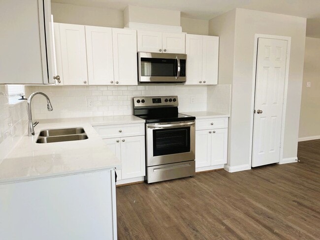 Building Photo - 340 Rd 5105