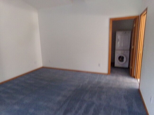 Building Photo - 1 BR, 1 BA ADU ~WATER/SEWER/GARBAGE/ELECTRIC INCLUDED!