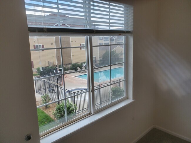 Building Photo - 15700 E Jamison Dr