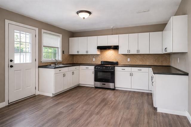 Building Photo - 7803 Seydel St